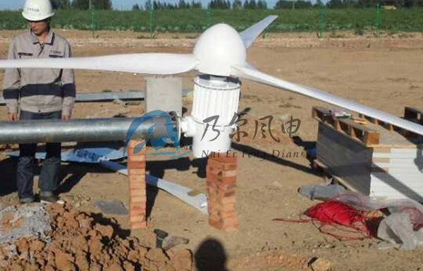 风力发电机高度一样平常是几多？？？？？？？